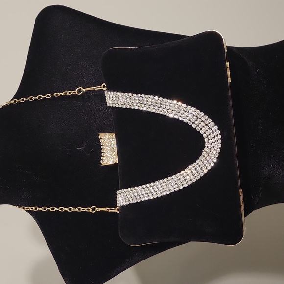 Velvet evening bag - Picture 5 of 7